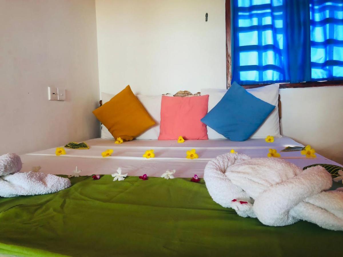 Rock Paradise Beach Hotel & Restaurent Tangalle Ngoại thất bức ảnh